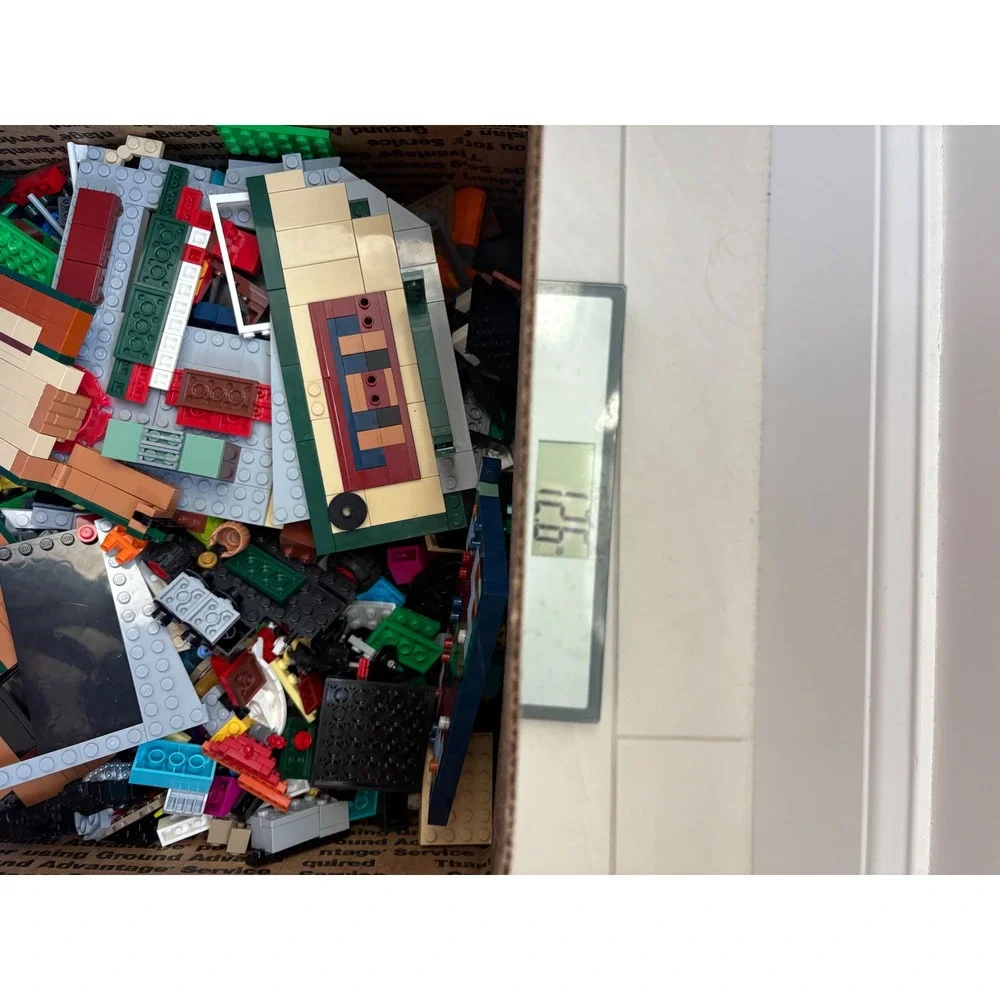 LEGO Bulk Lot 12.6 lbs Mixed Bricks Plates Baseplates Assorted Pieces Genuine